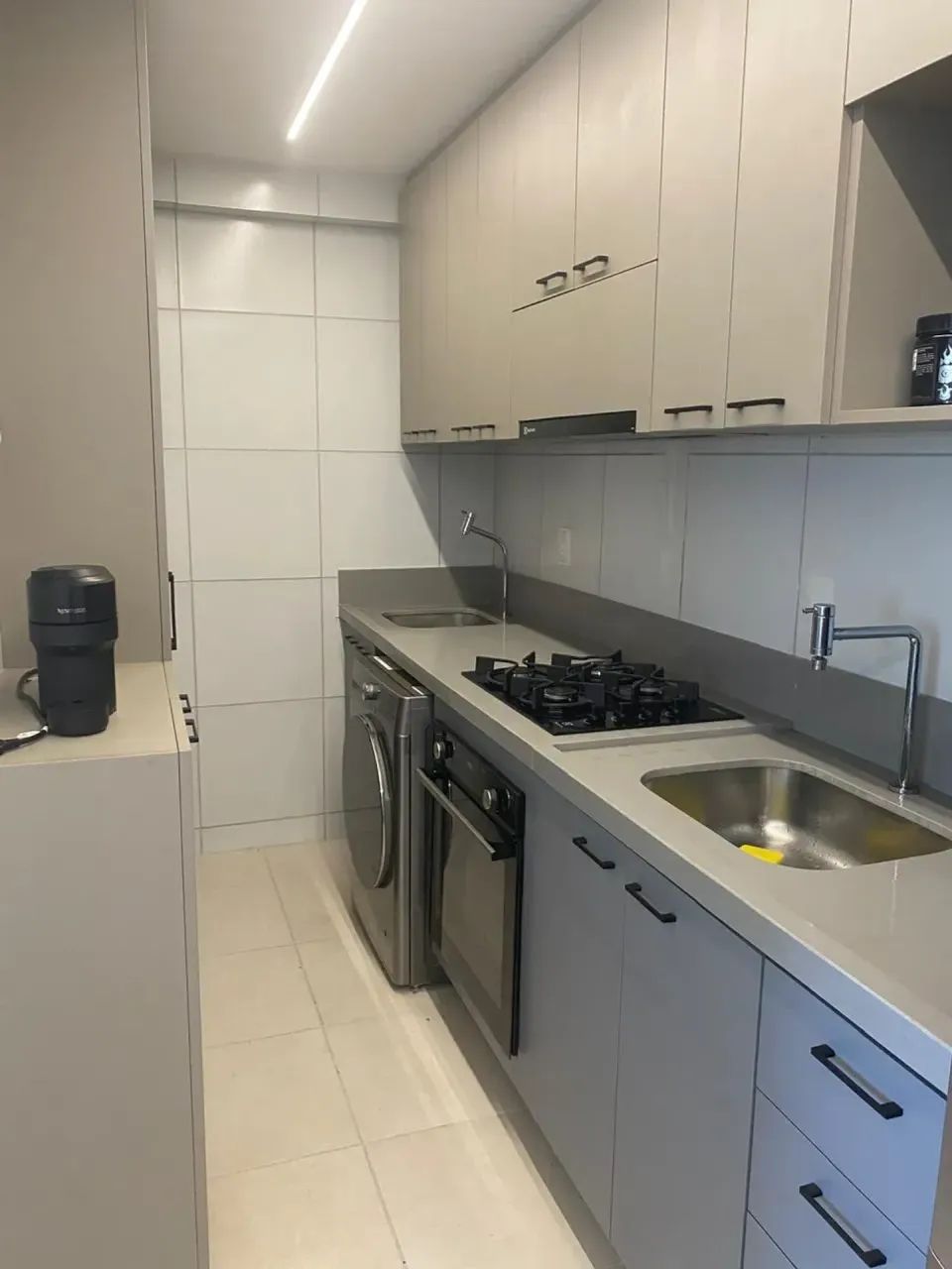 Luxo no Edf. Studio Candeias (mobiliado) Beira Mar - Foto 4