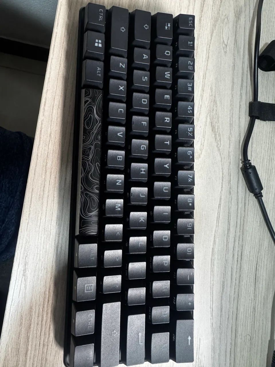 TECLADO HYPERX ALLOY 60 - COM NF  - Foto 2