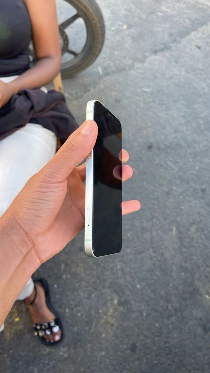 Vendo iPhone 12 128gb - Foto 4