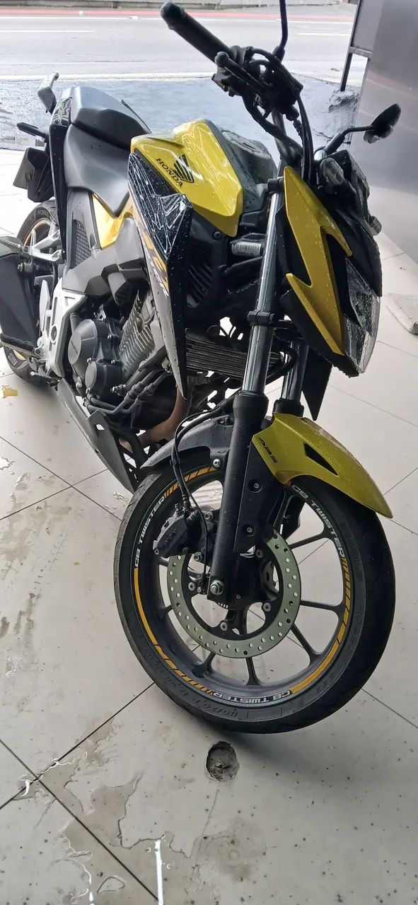 CB 300F TWISTER