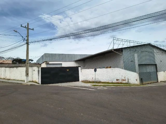 ALUGUEL BARRACÃO 2.100M² 