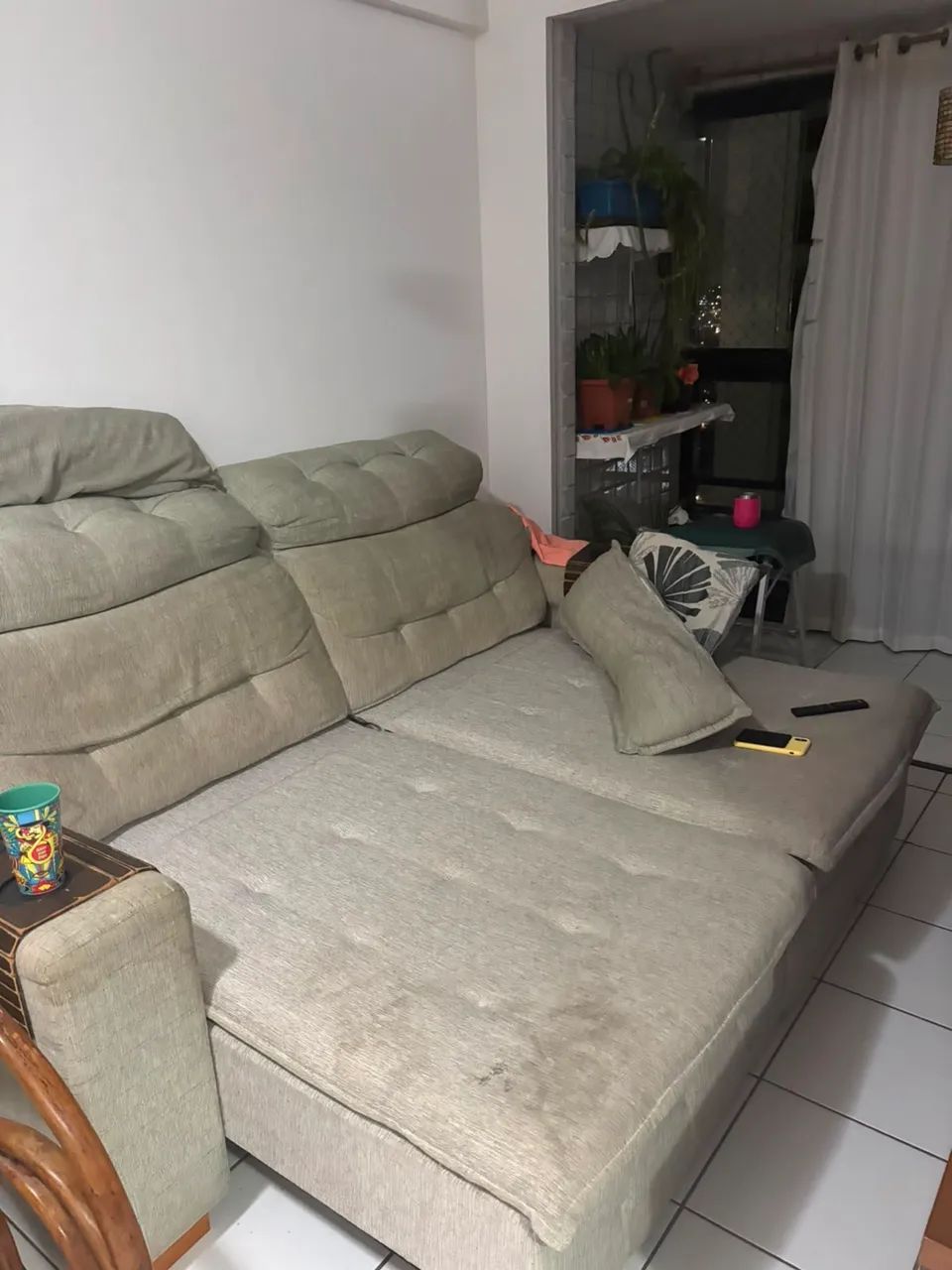Sofá retrátil