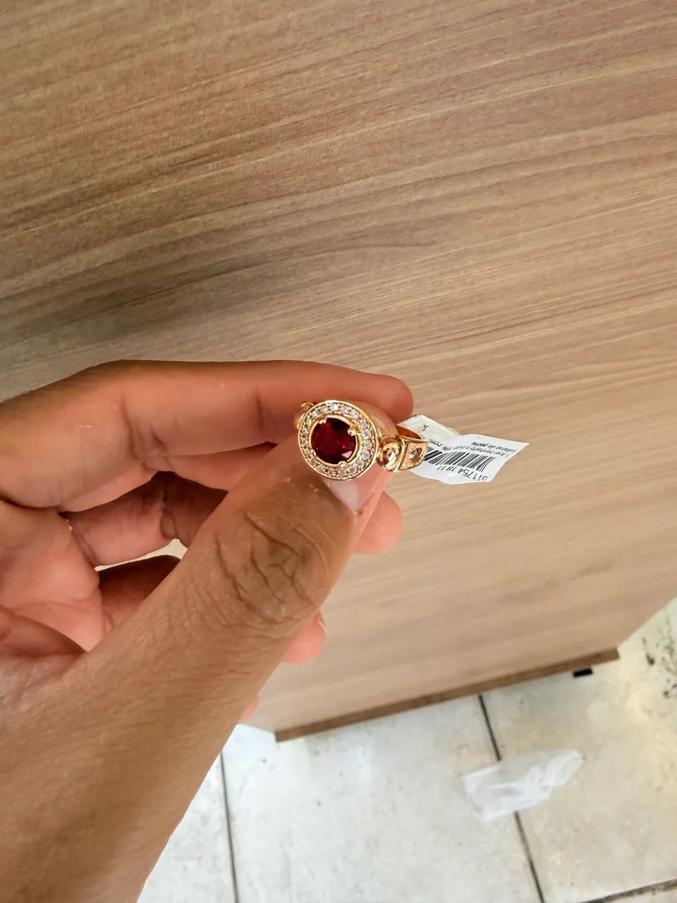 Anel da romannel banha a ouro 18k com pedra  - Foto 2