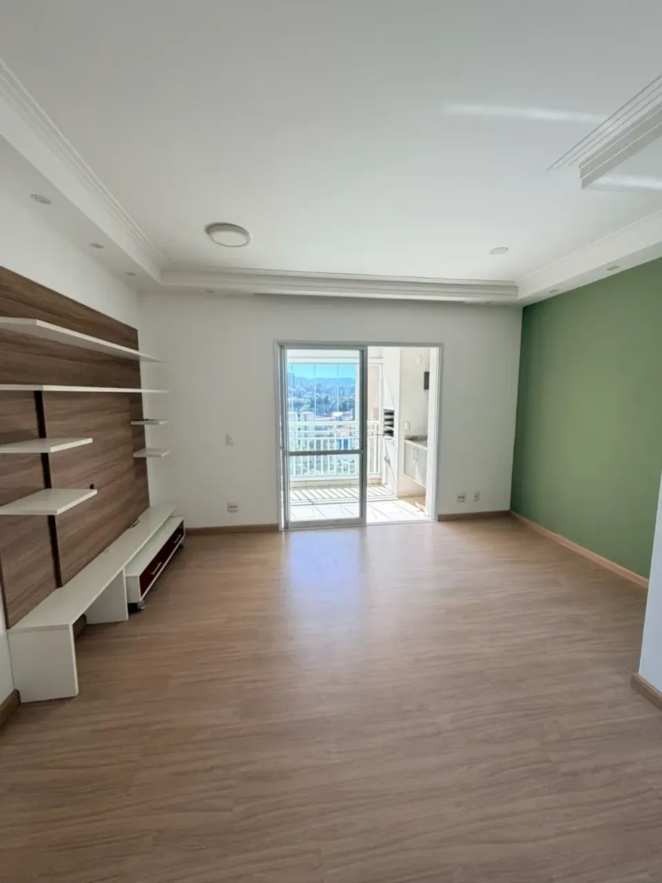 Apartamento com 3 dormitórios sendo 1 suíte em Mogi da Cruzes - SP.