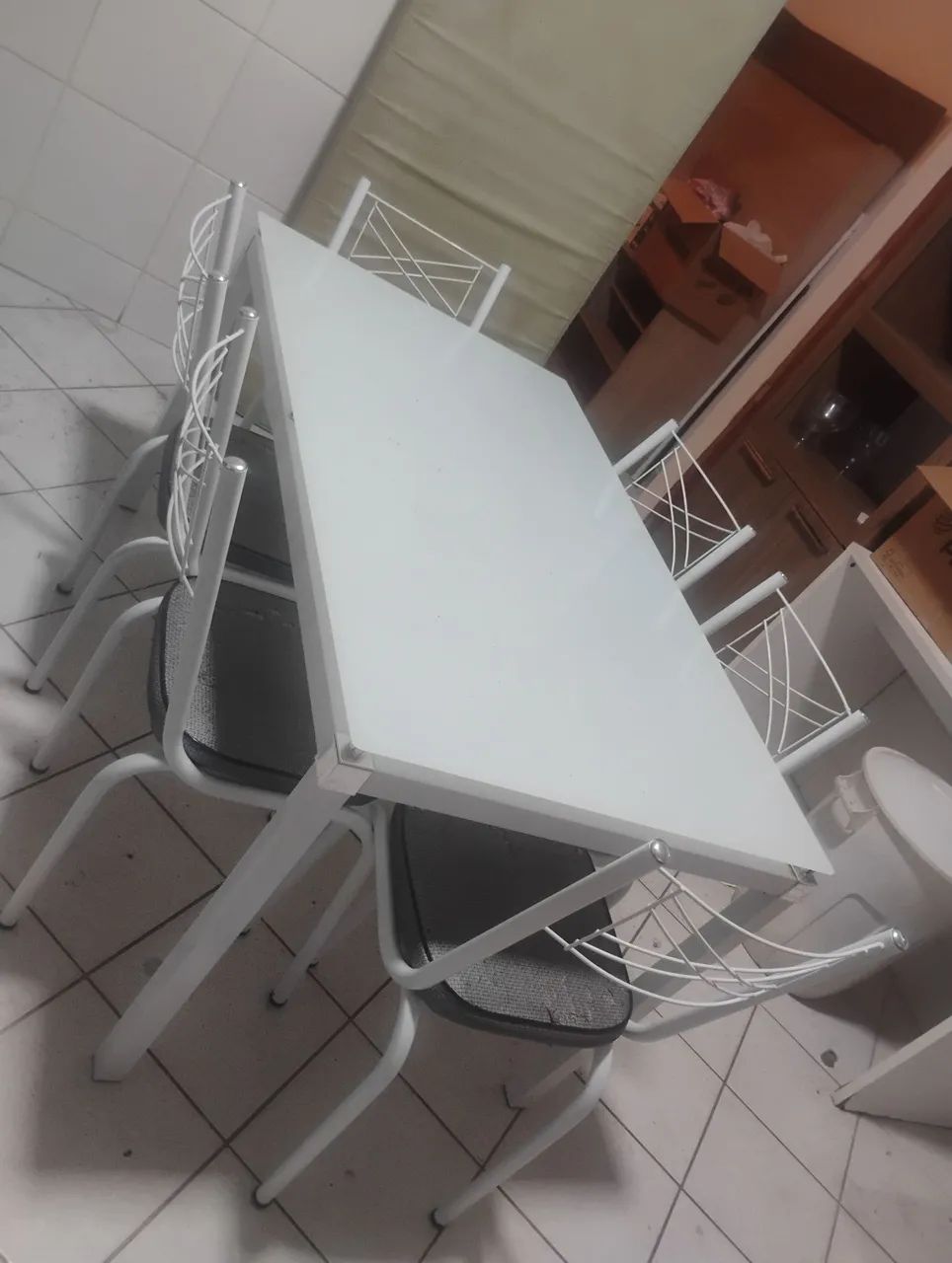 Mesa de cozinha com 06 Cadeiras  - Foto 3