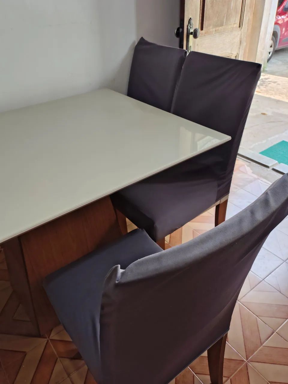 MESA DE JANTAR COM 4 CADEIRAS - Foto 4