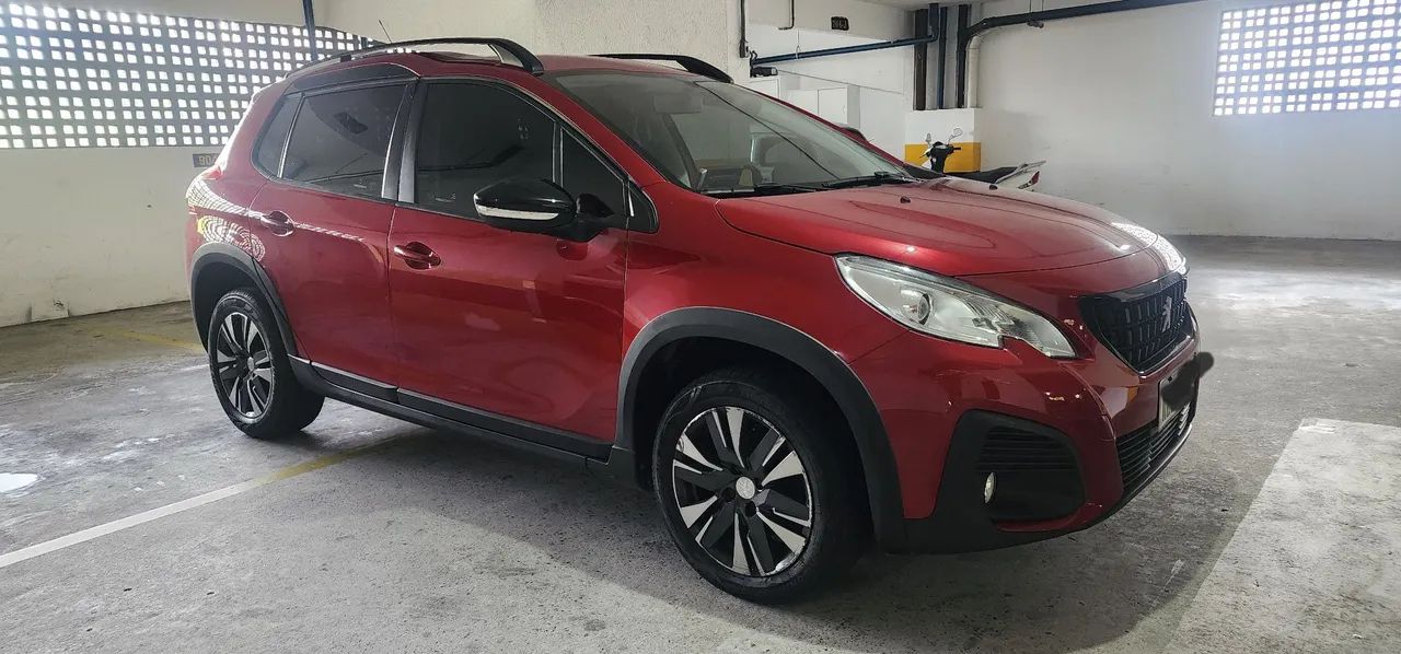 Peugeot 2008 ALLURE 1.6 16V 2021
