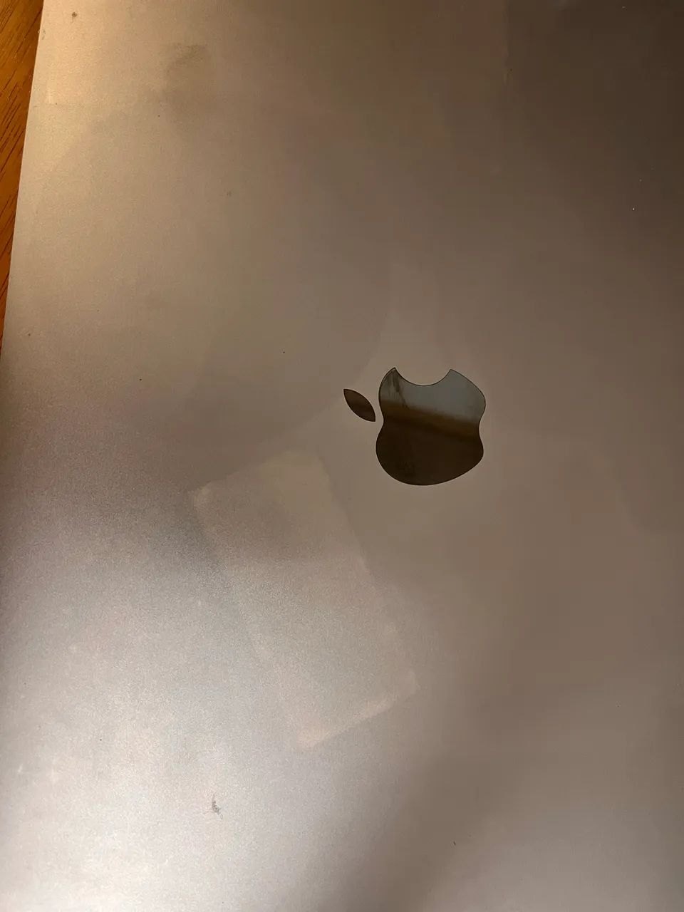 MacBook Pro 2017 Touch Bar 13 polegadas 256 GB. 