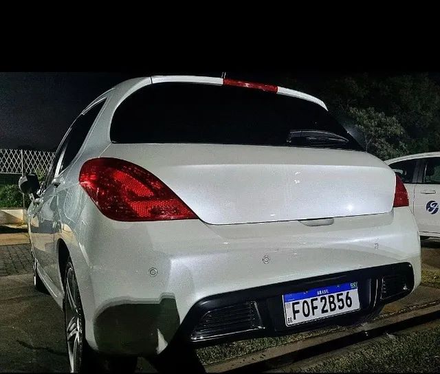 Peugeot 308 308 Allure 2.0 Flex 16V 5p Aut. 2015