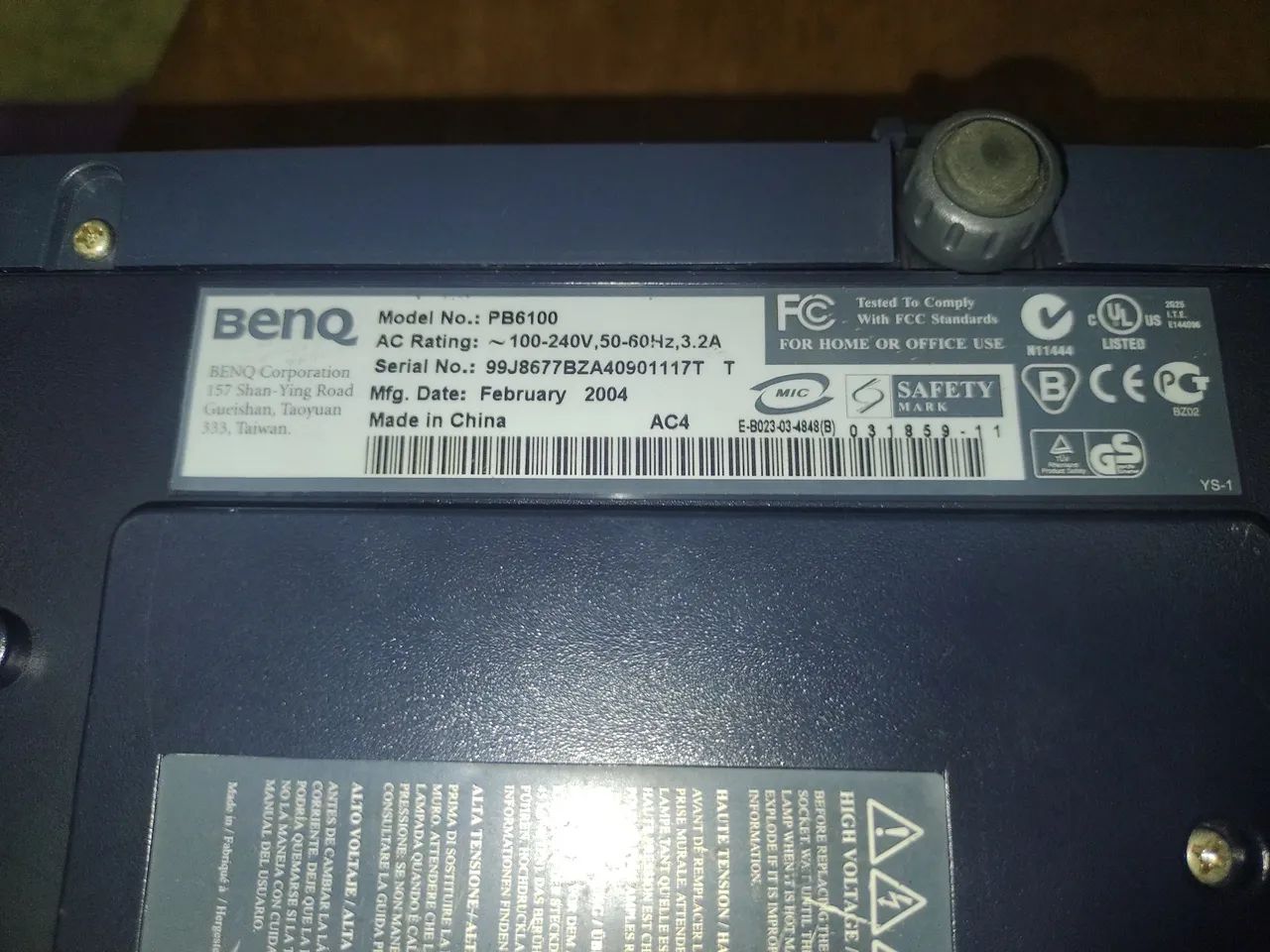 Projetor datashow BenQ, no estado, está ligando mas não funciona, para consertar. - Foto 6