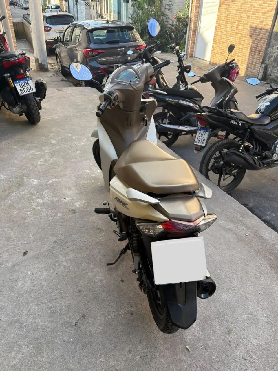 Moto muito conservada.e so pega e transferir - Foto 4