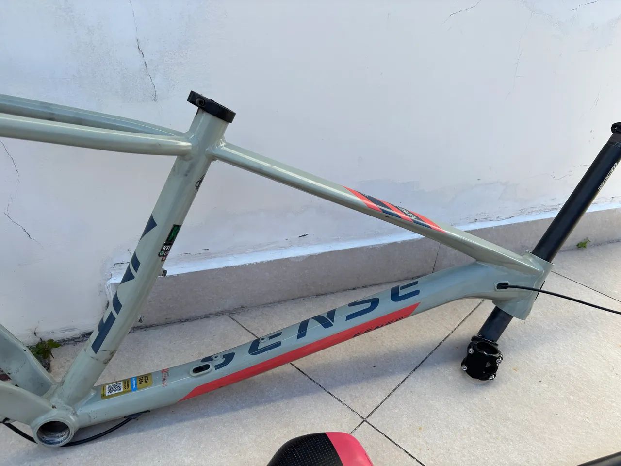 Vendo Quadro de bicicleta Sense  - Foto 2