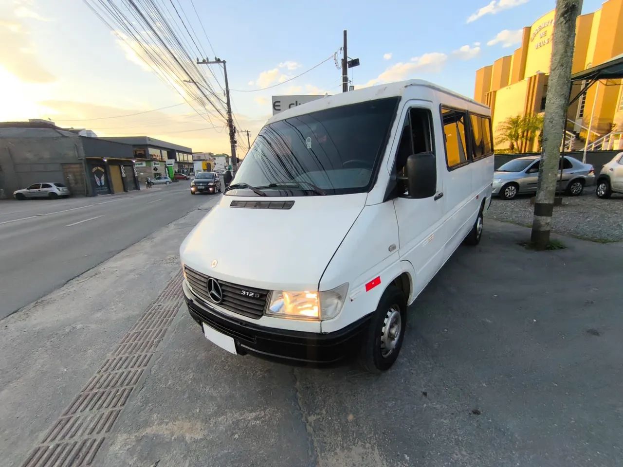 Mercedes-Benz Sprinter 312 Van Luxo 16lug. Diesel 2001