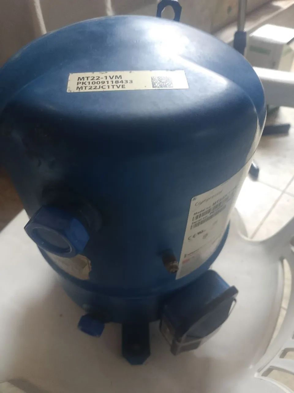 Compressor 2hp Danffoss novo sem uso  - Foto 4
