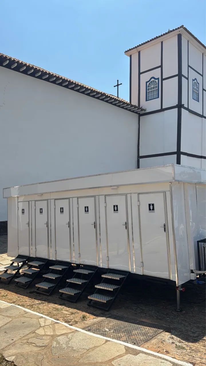 Trailer Banheiro de Luxo 12 Cabines  - Foto 2