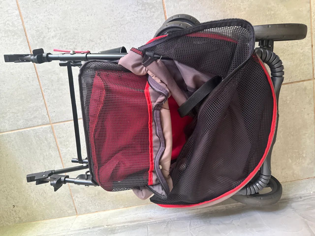 Carrinho de passeio para Pet - Foto 5