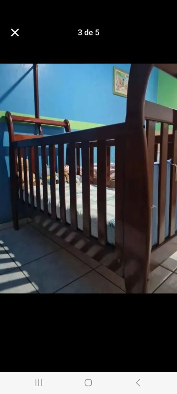 Vendo lindo berço de madeira para o conforto do seu bebê. 