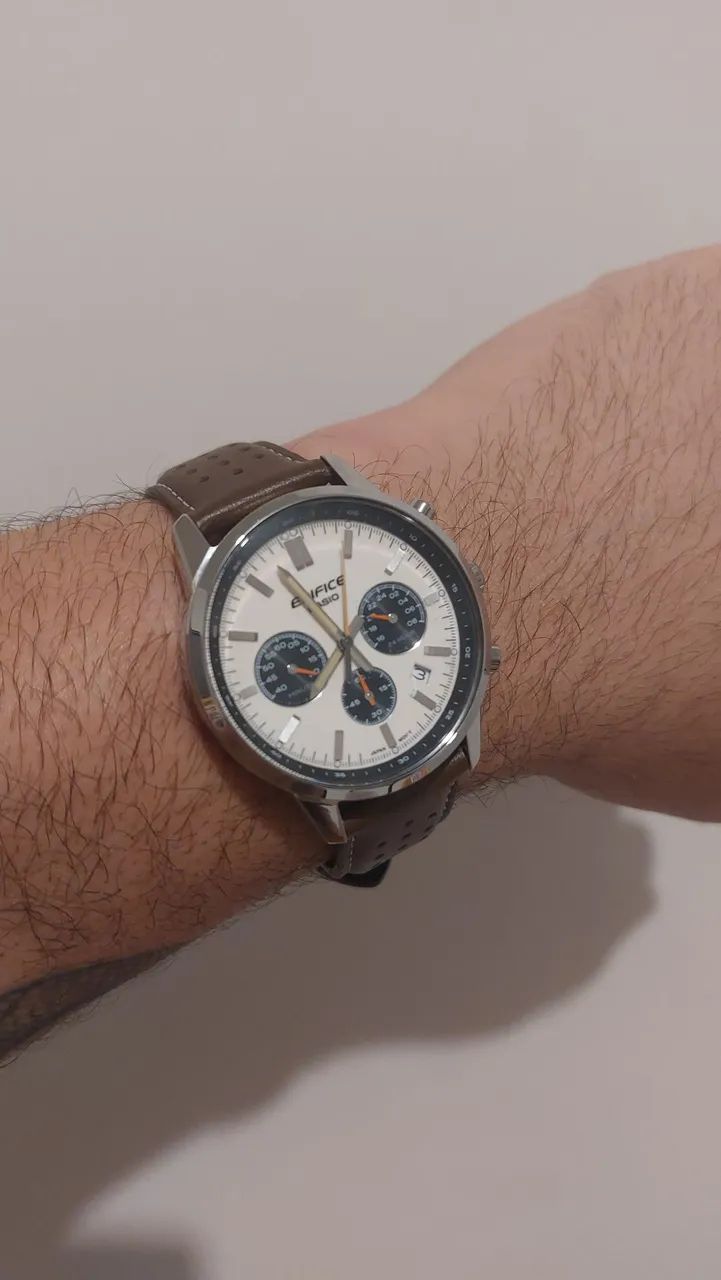 Casio Edificie Cronografo EFR-575L-7adf pouco usado