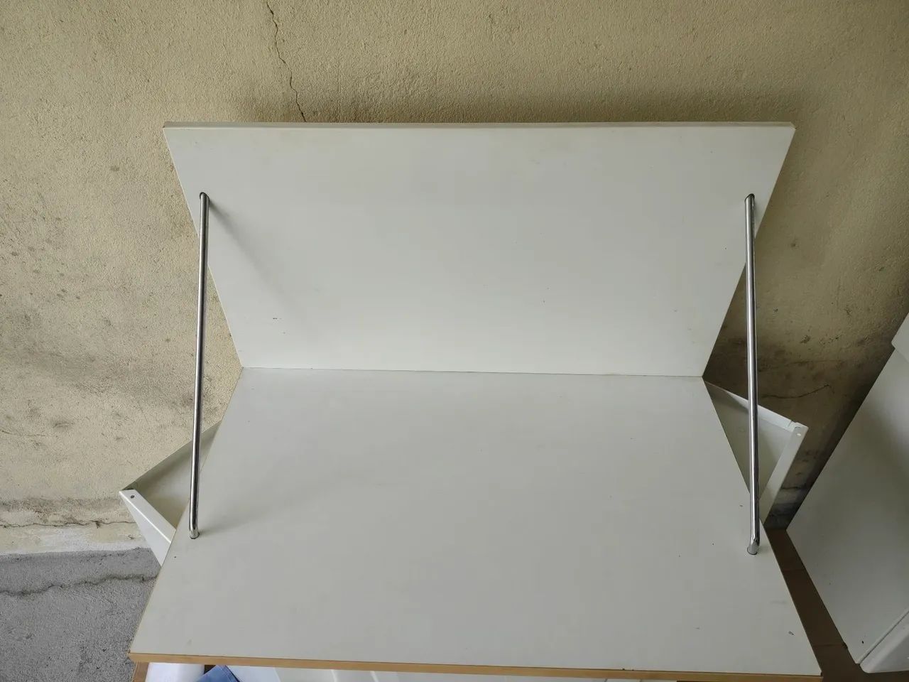 Prateleira pra micro ondas 