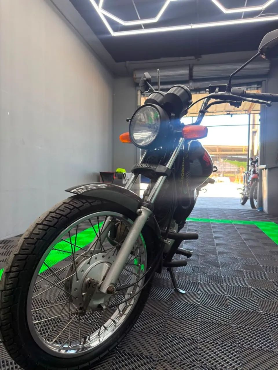 FAN 125 KS 2011
