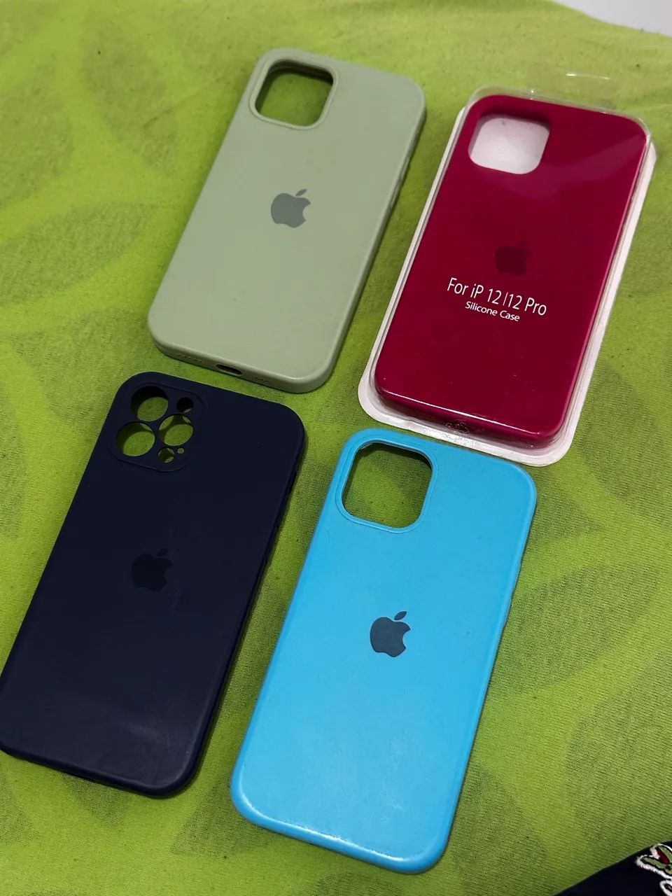 Capa IPhone 12 Pro - Foto 2