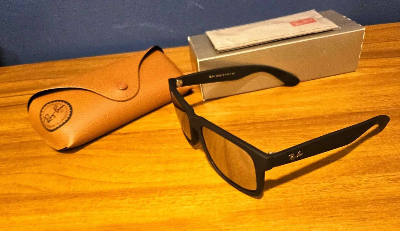Óculos Rayban Justin, lentes polarizadas. 