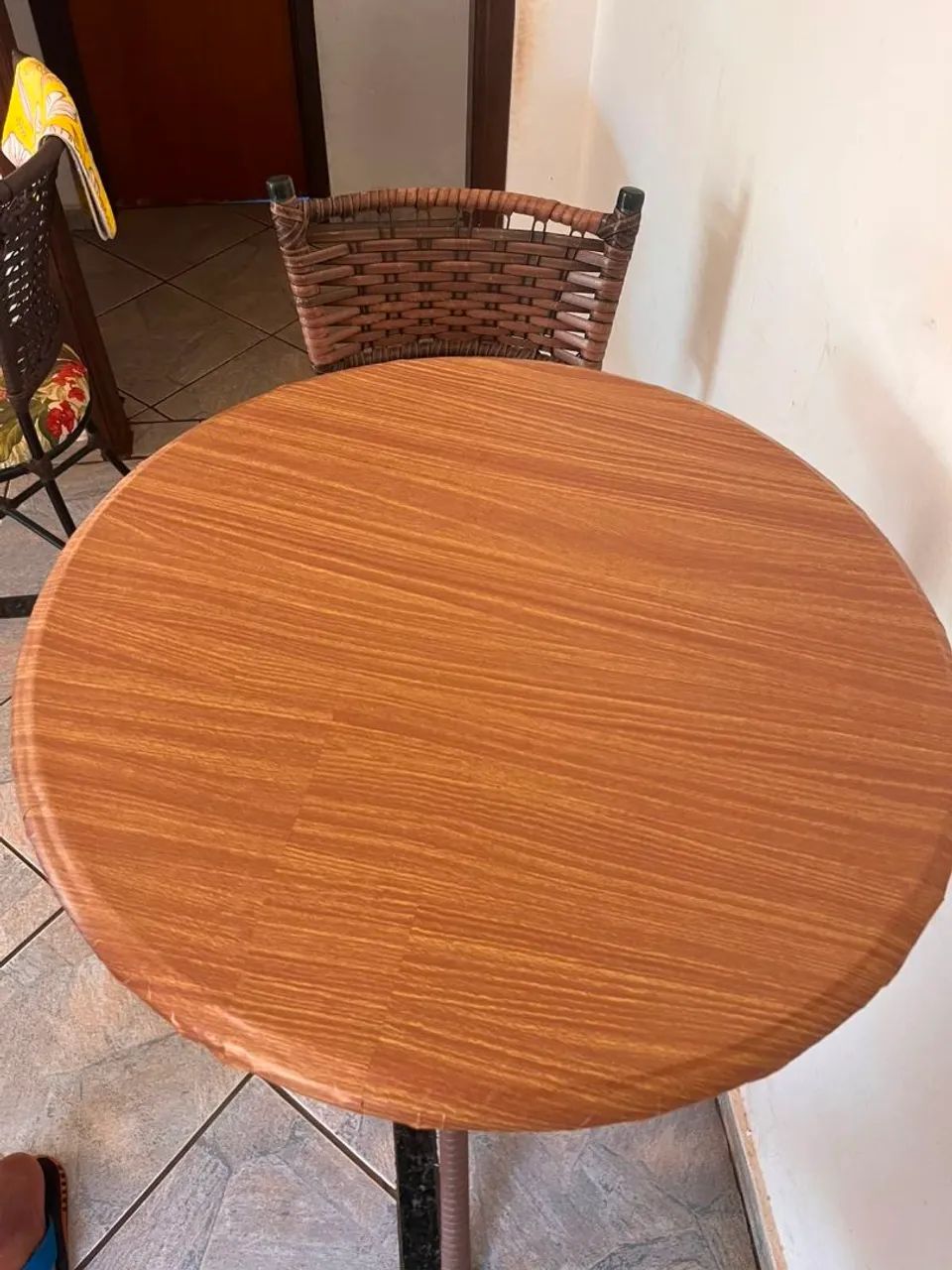 Banqueta alta + mesa redonda - Foto 4