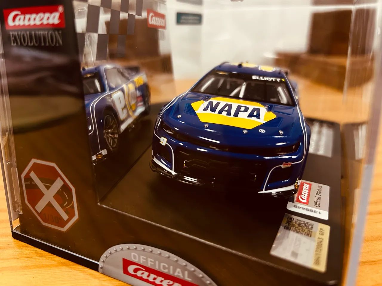 Carrinho Autorama Carrera Nascar Camaro 1:32 - Foto 3