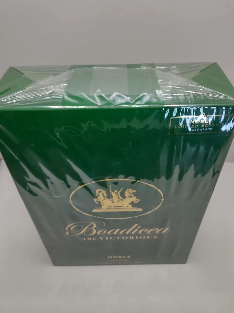 Perfume Noble 2025 de Boadicea the Victorious Lacrado  - Foto 3