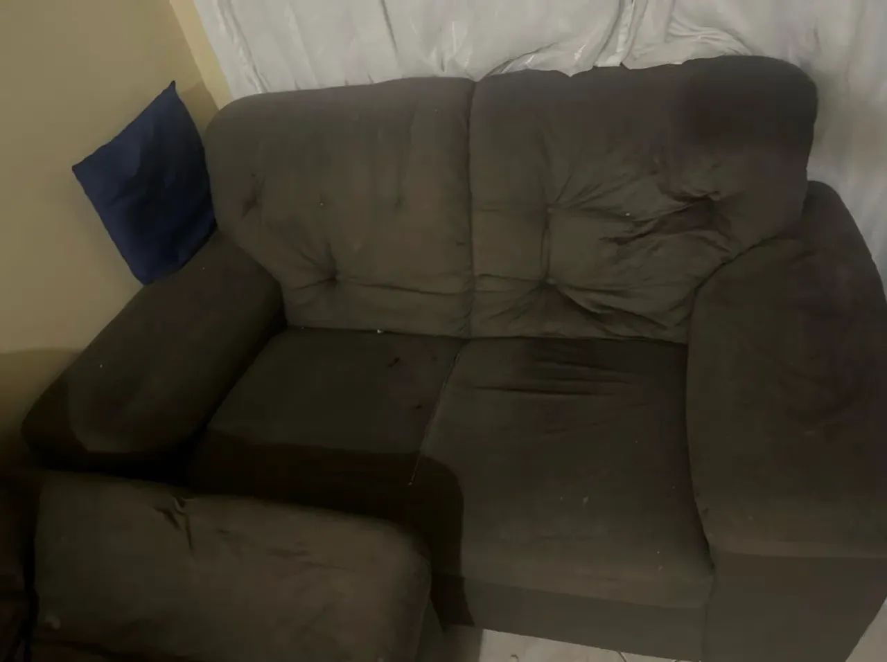 Vendo sofá 2 lugares  - Foto 2