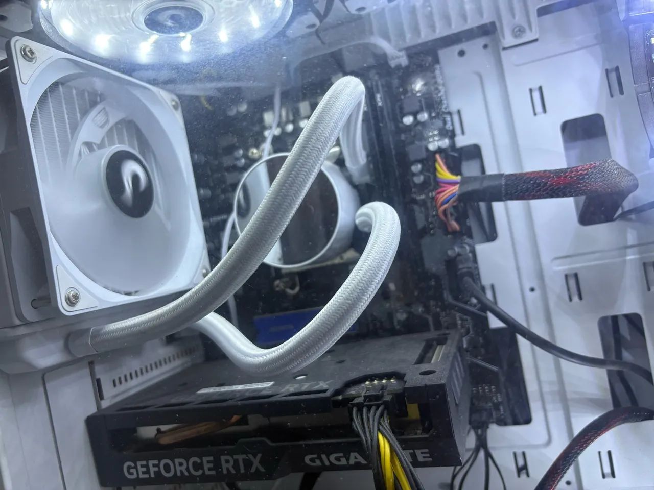 PC Gamer Ryzen 5 RTX 4060 - Foto 3