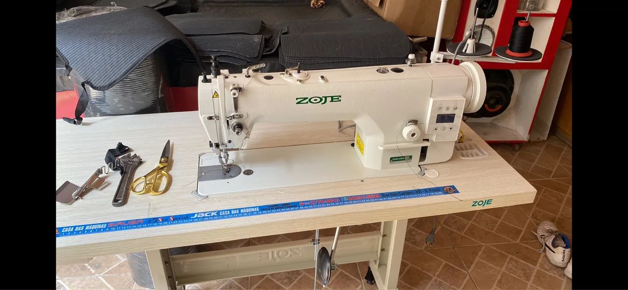 Máquina de costura industrial Zoje