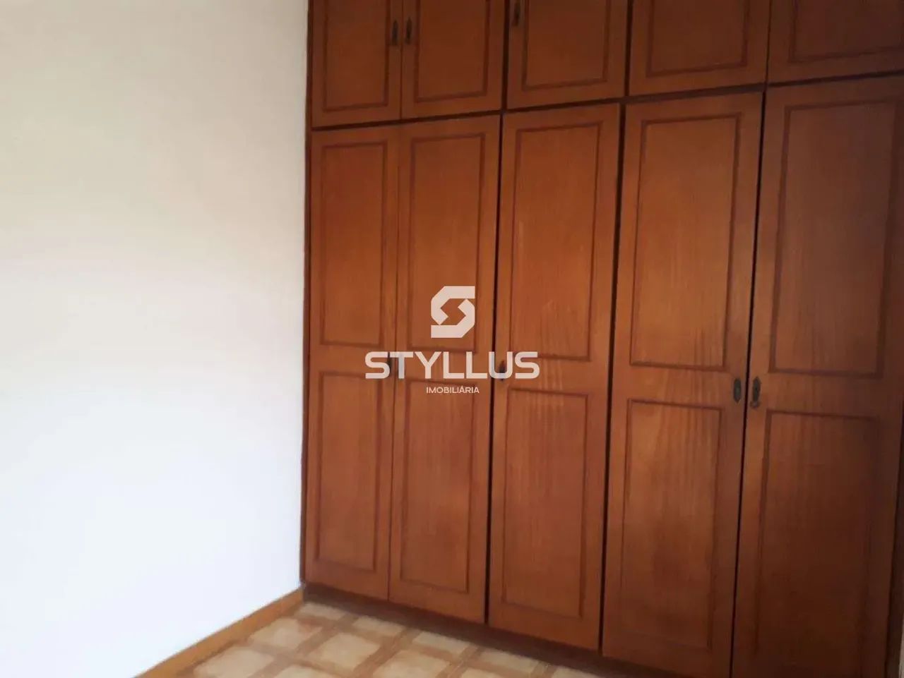 Ótimo Apartamento com Armários e Vaga de Parqueamento - Localização Privilegiada! M01X - Foto 10