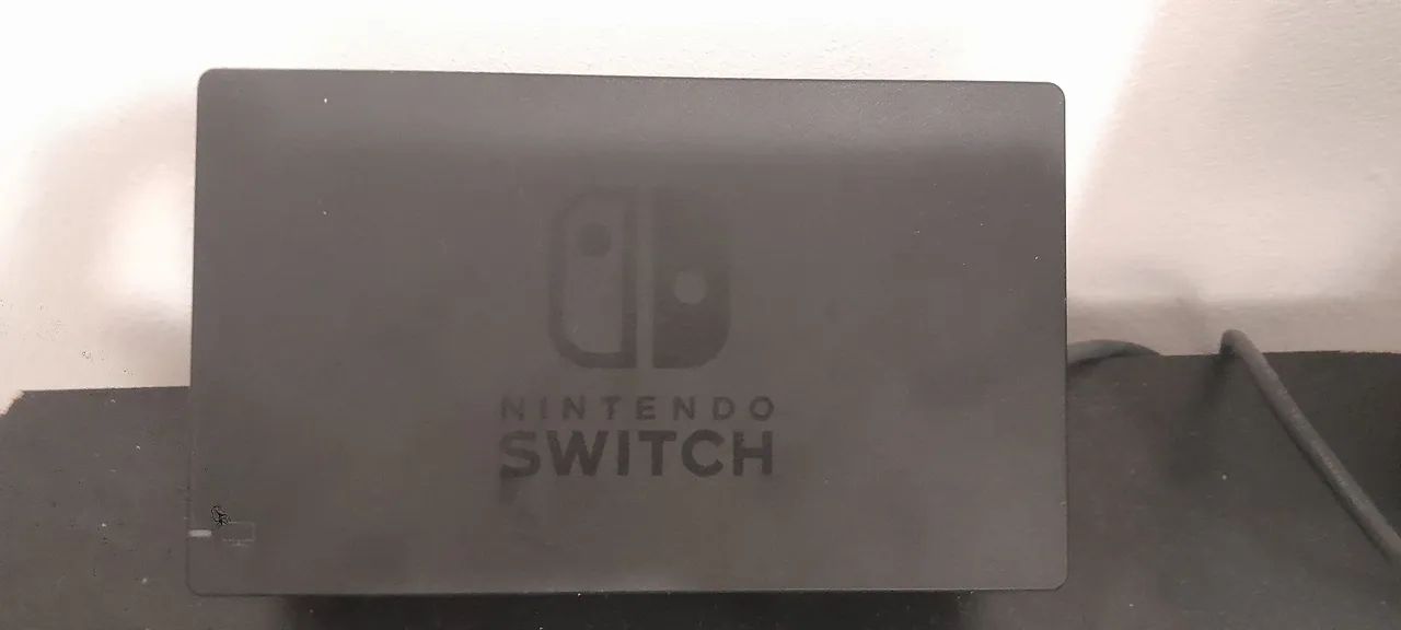 Nintendo switch desbloqueado com 2 controles extras - Foto 3