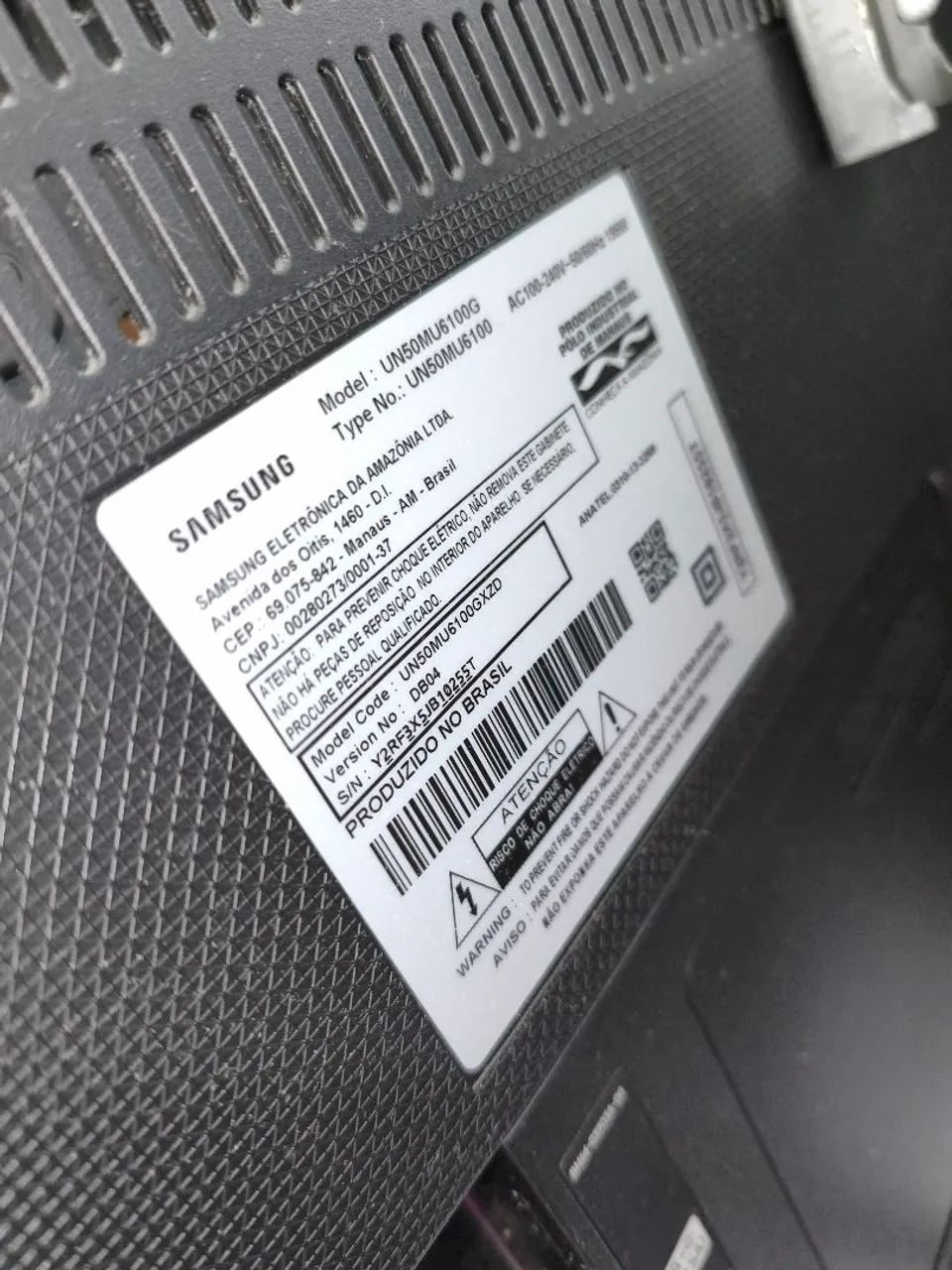 Vendo Smart TV Samsung 4K de 50 polegadas, modelo UN50MU6100G para retirar peças  - Foto 2