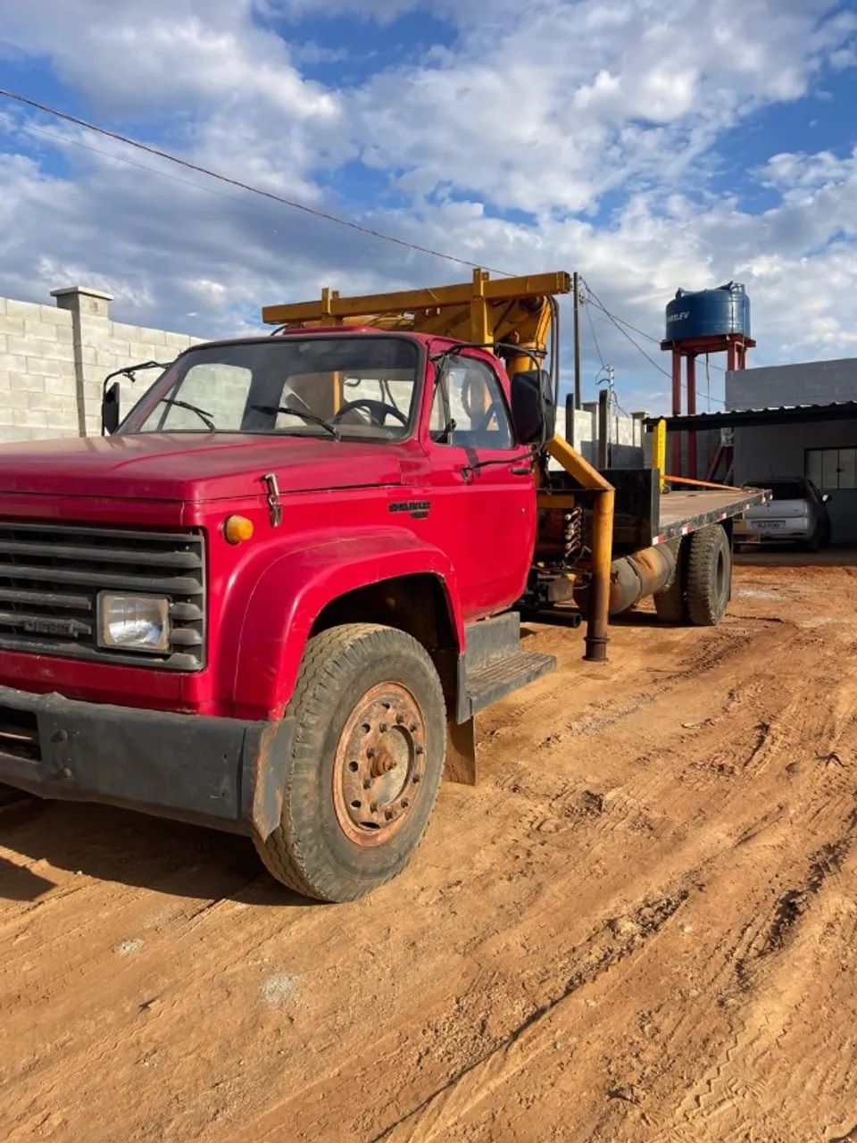 VENDE CAMINHÃO D 11000 COM MUNK , DOCUMENTADO - Foto 2