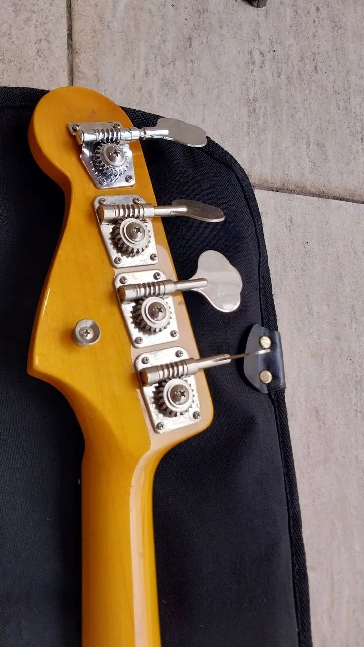 Fender Jazz Bass Japonês 98 com Bag Fender  - Foto 5