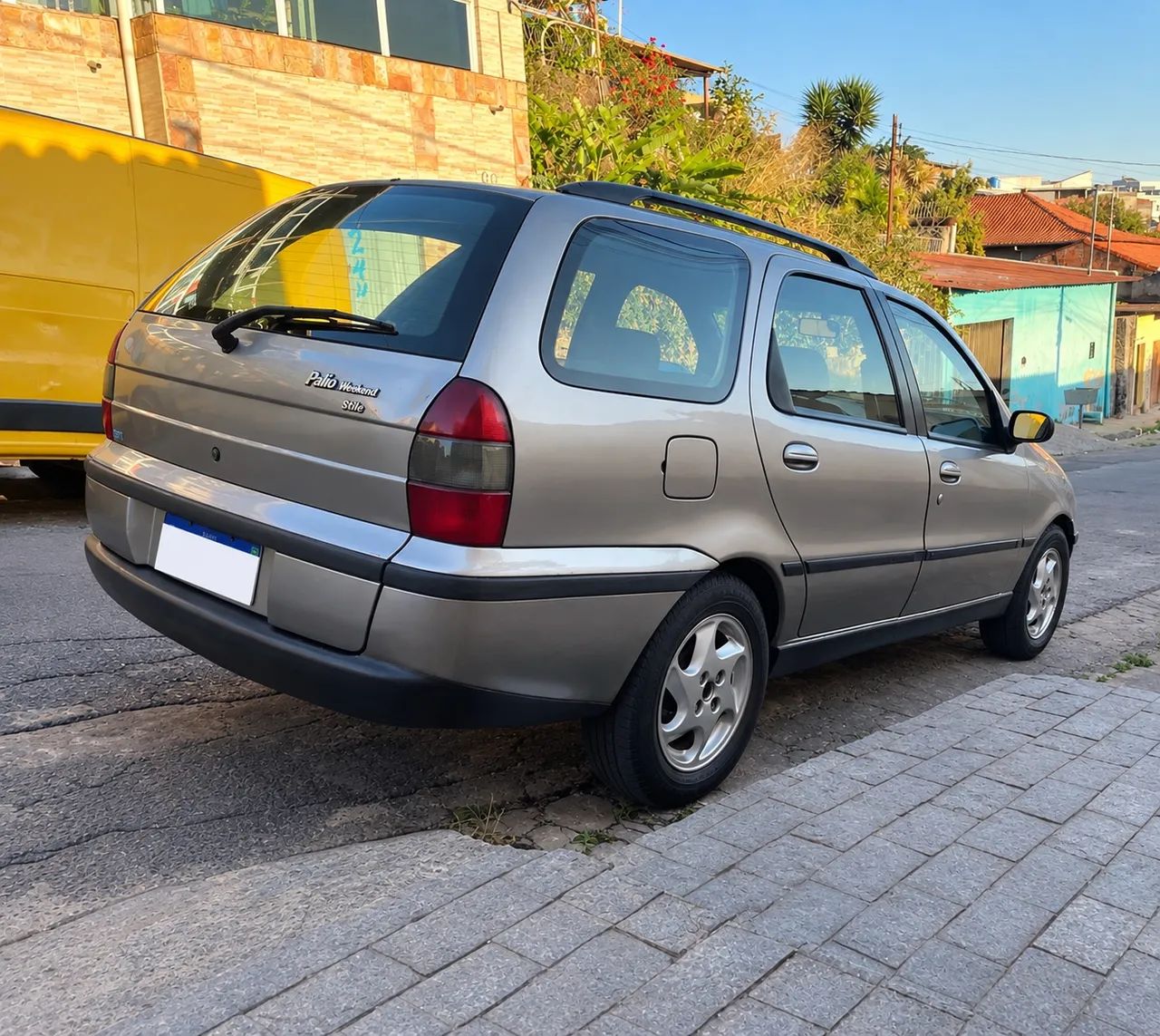 Fiat Palio Weekend 1.6 MPI 16V 4P 1997