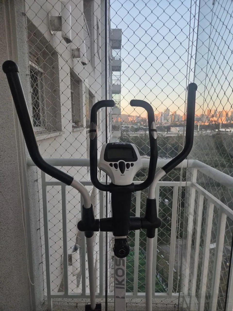 Bicicleta Elíptica KIKOS - Foto 3