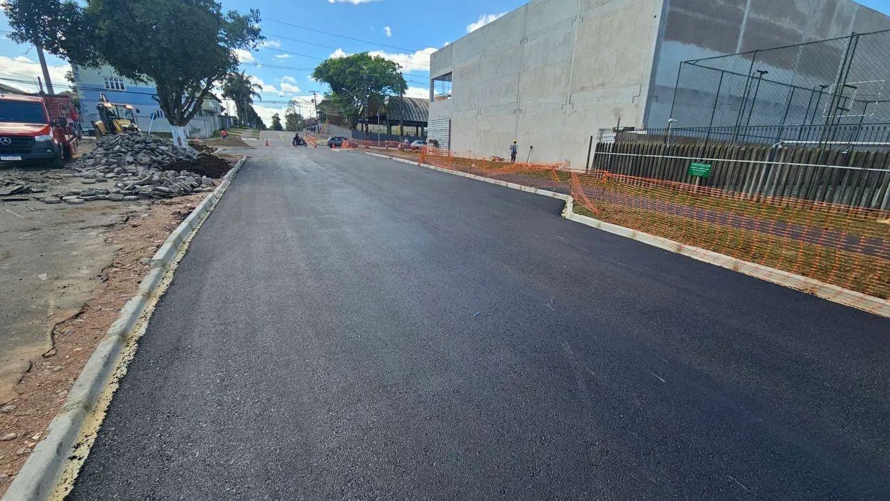 Pavimentação Asfáltica cobro só mão de obra - Foto 4