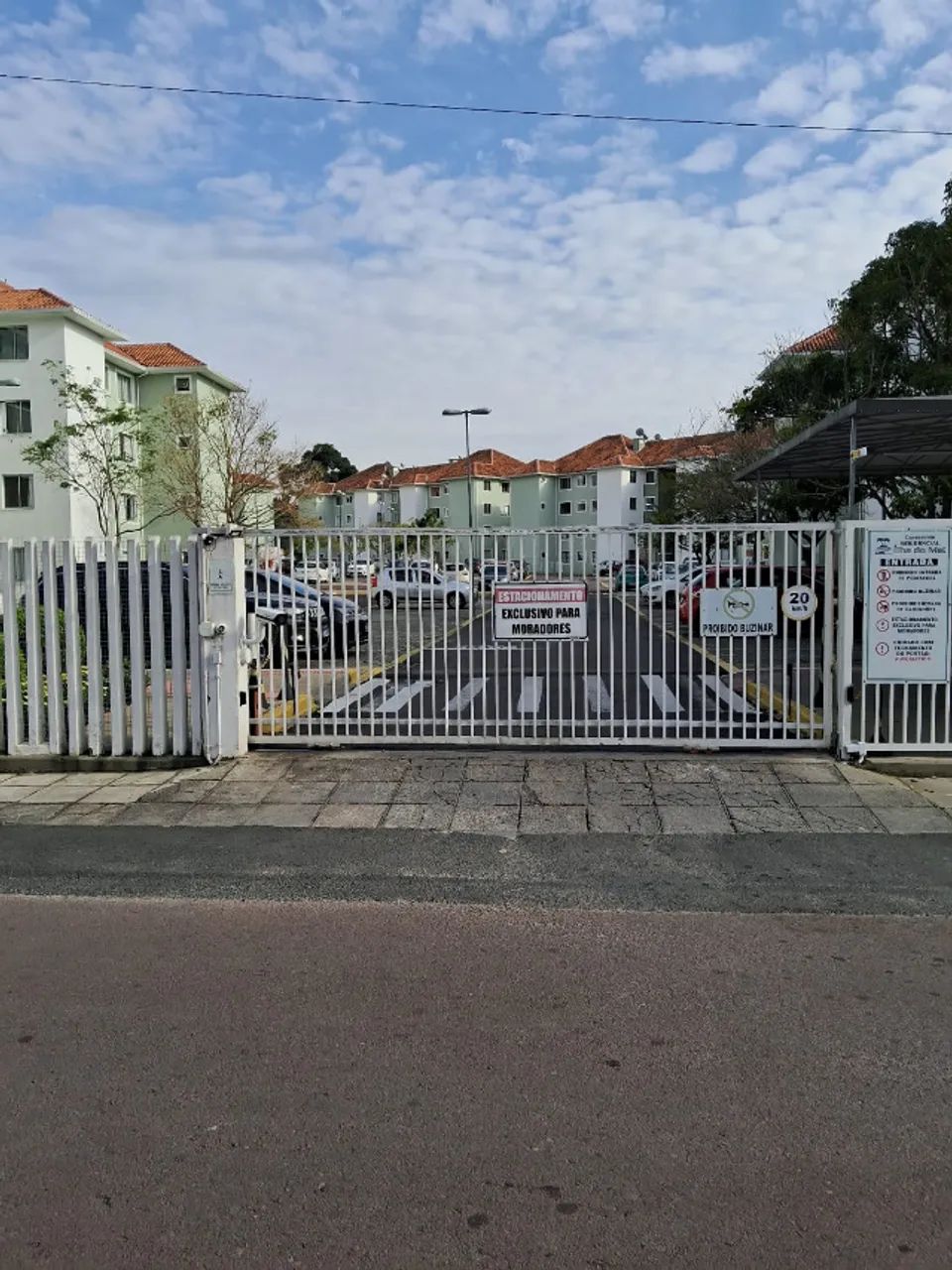 APARTAMENTO MOBILIADO 
