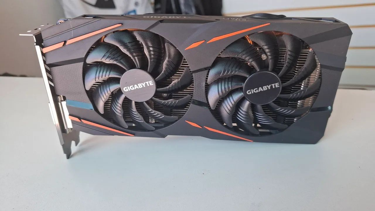 Placa de vídeo RTX 570 4GB