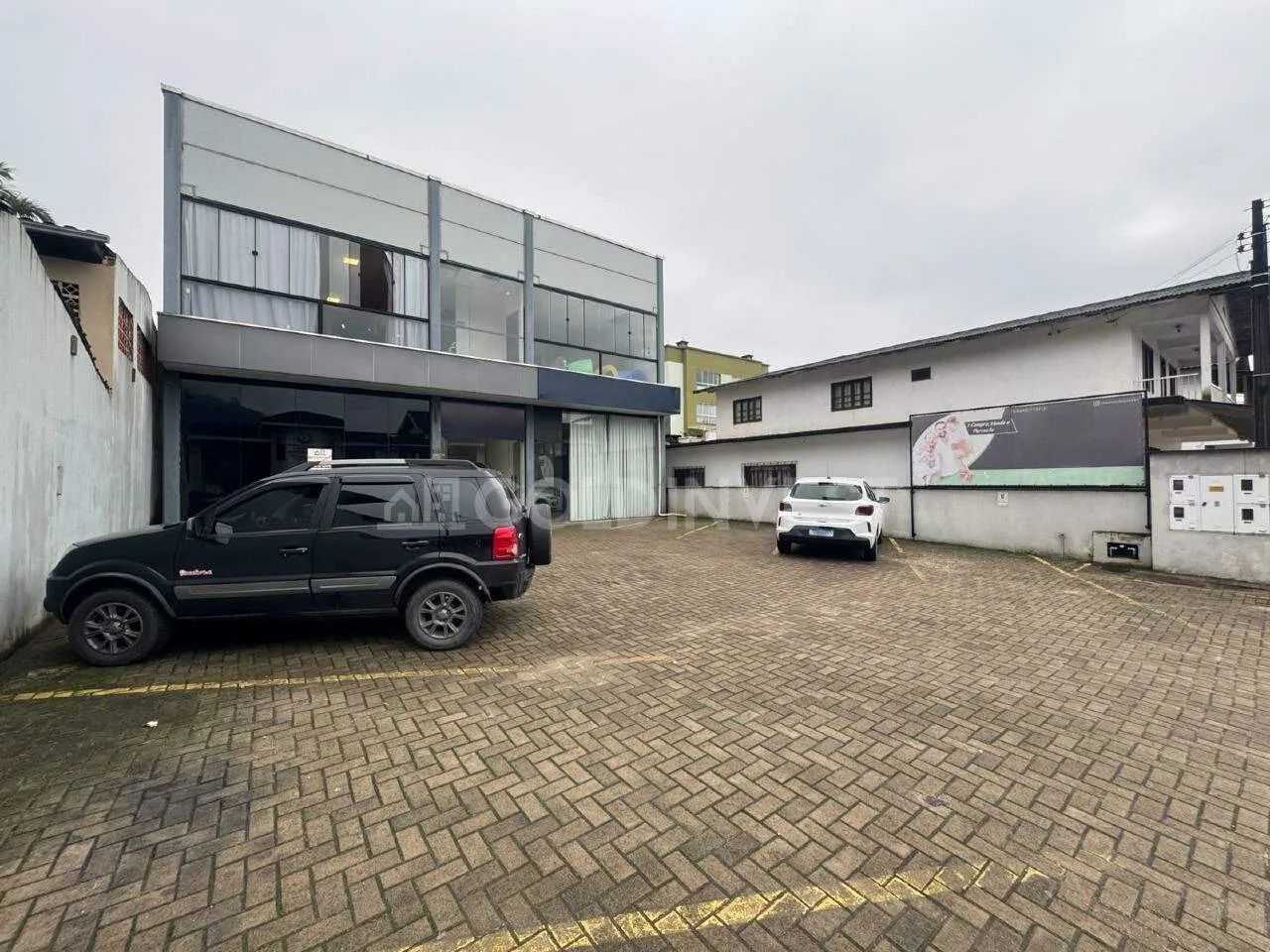 Sala comercial com 90m² no bairro Guarani!!!