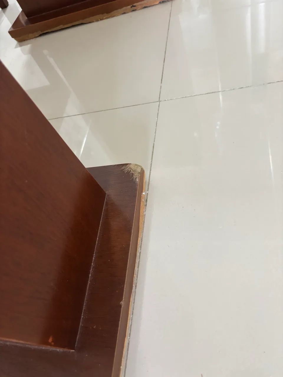 Mesa de Jantar 1,60 x 1,00 com Tampo de Vidro + 4 Cadeiras - Foto 5