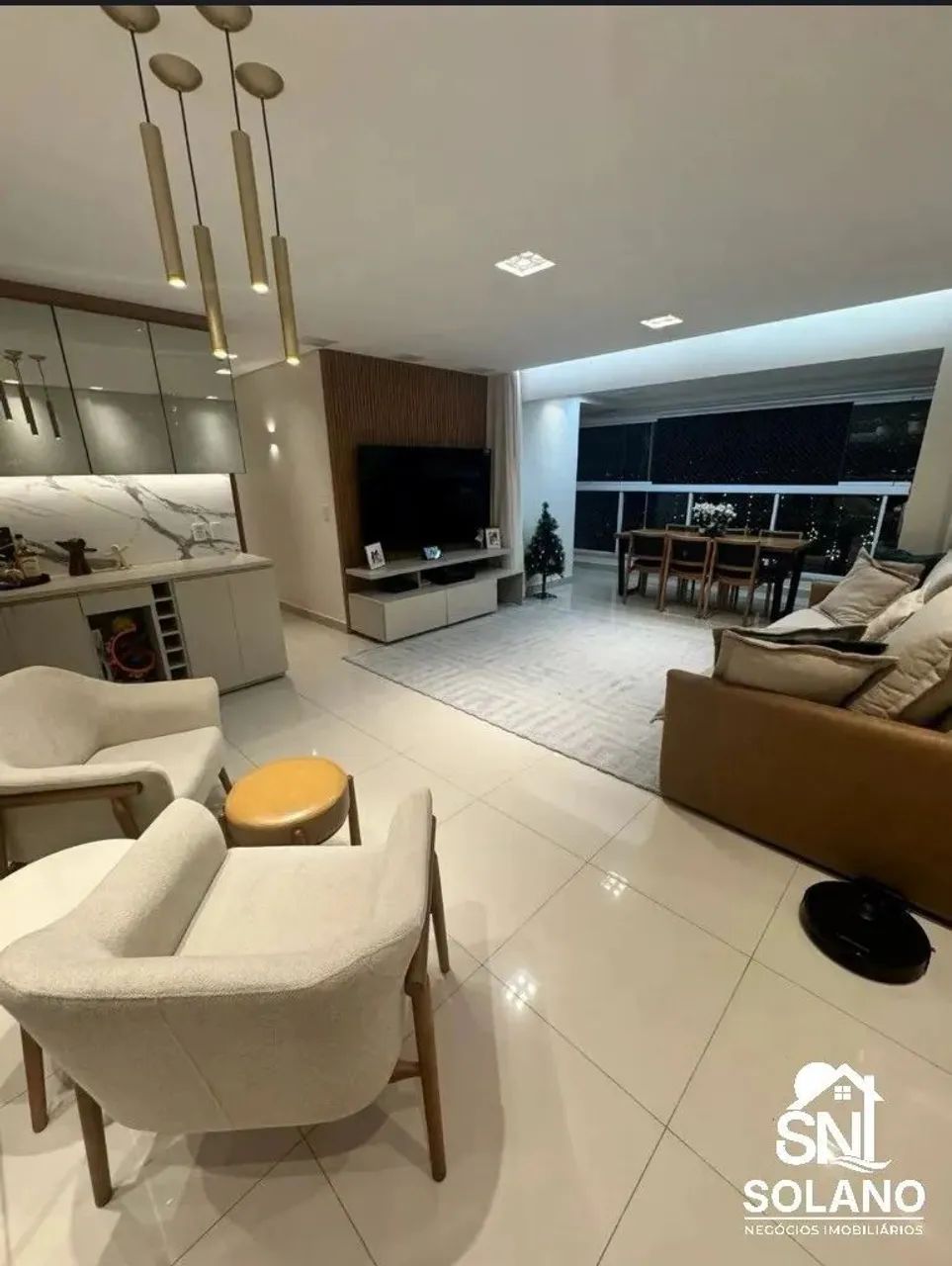 Vendo Apartamento no Condomínio Varandas de Ipanema Praticamente Porteira Fechada no Jardi