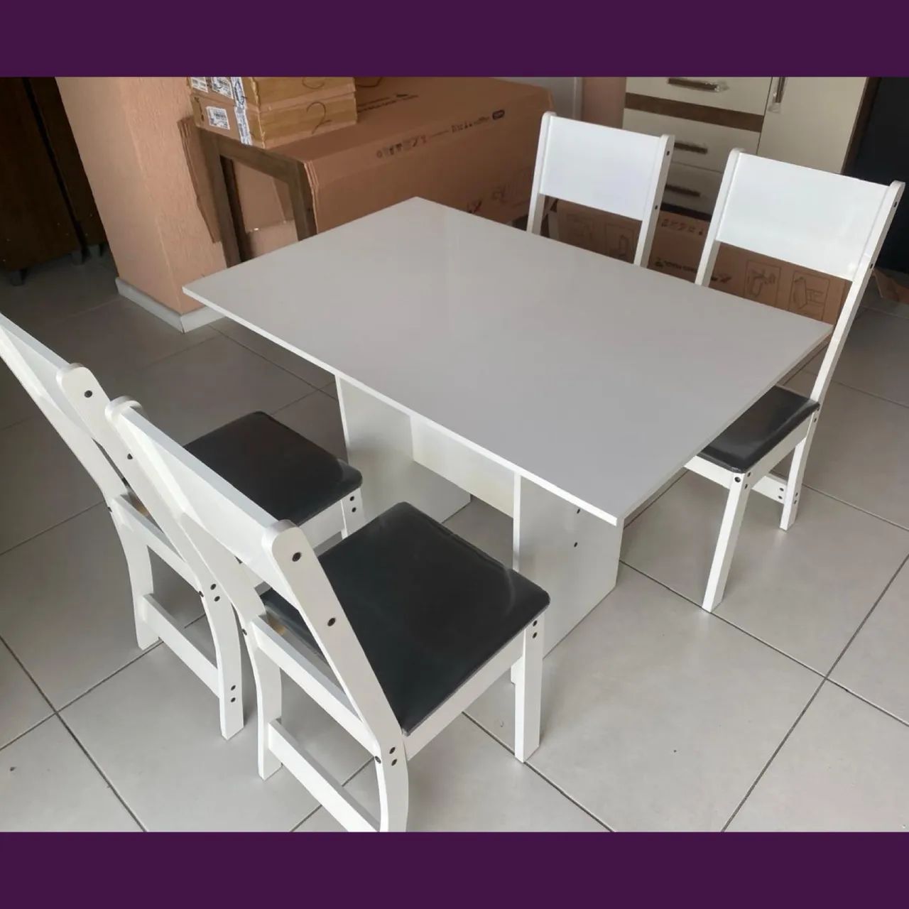 Mesa com 4 cadeiras - entregamos hoje 