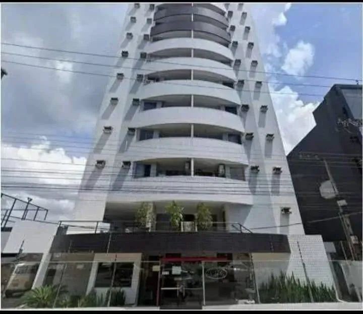 Apartamento à venda no Edifício Arte Cristal