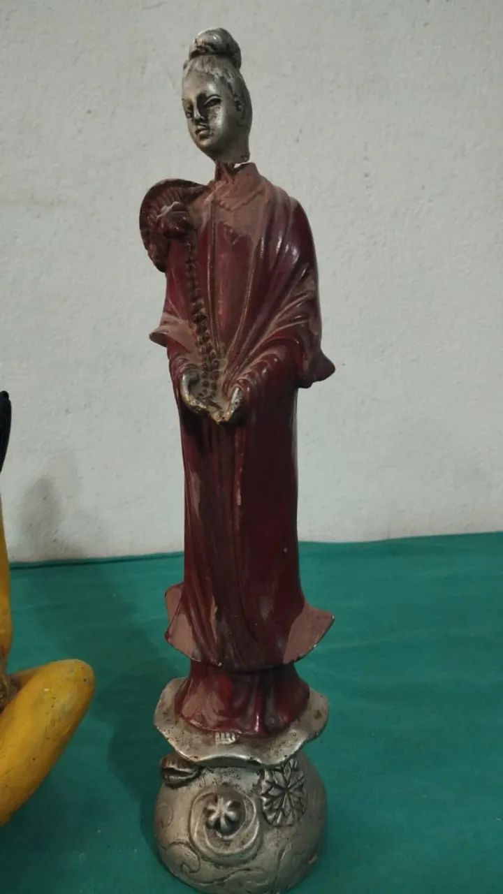 Antigas esculturas de figuras orientais - Foto 2
