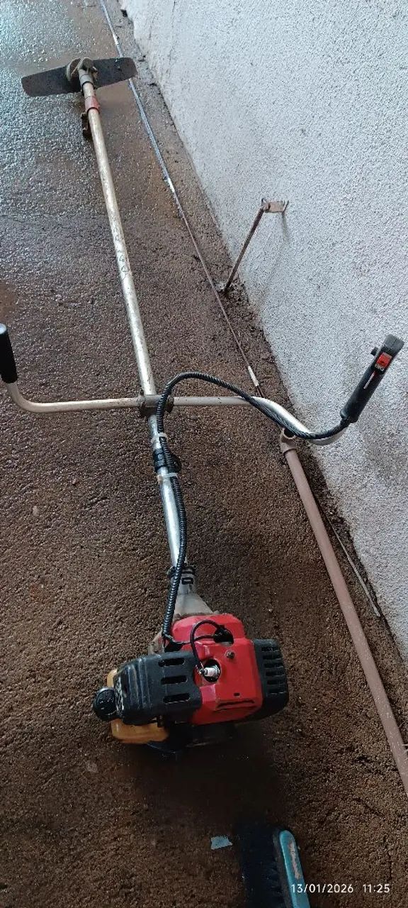 Roçadeira Toyama 43 cc - Foto 2