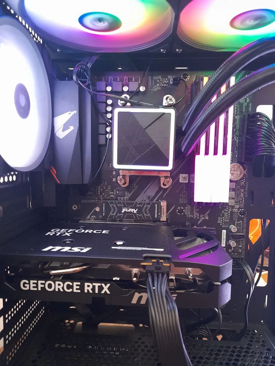 PC GAMER R7 5700X + 5060 - Foto 2